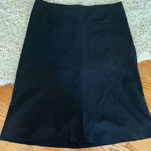 Banana Republic black fully lined wool blend slight a line skirt size 4